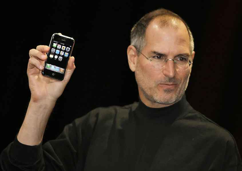 第一代iPhone拍賣成交價高達19萬美元 刷新紀錄
