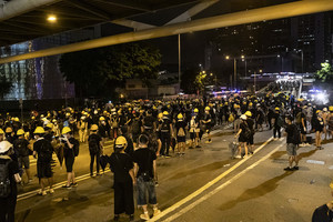 「佔領立法會」 香港七一留守最後時刻紀實