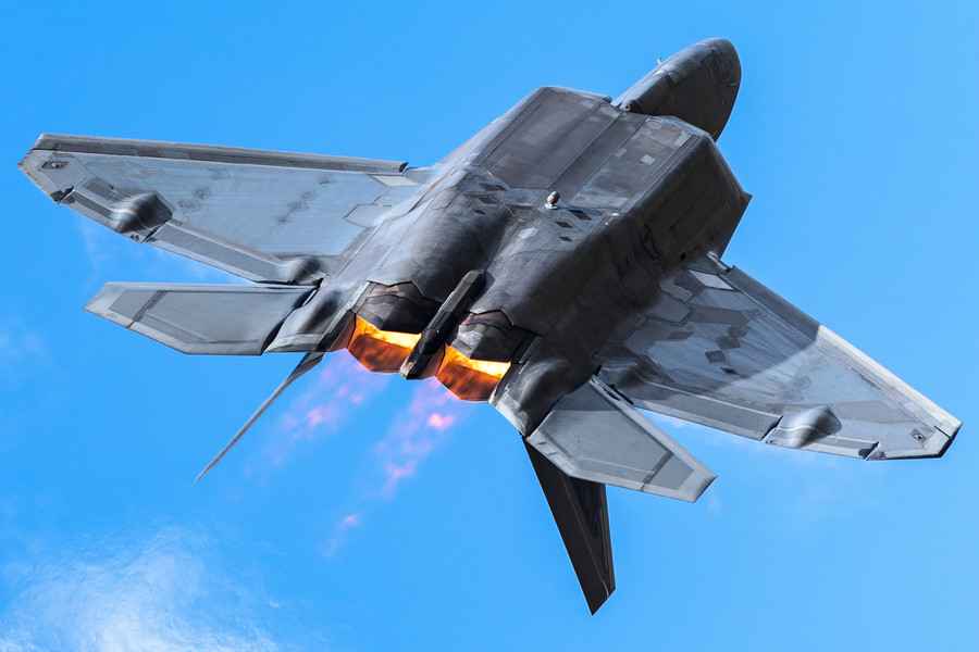 美F-22戰鬥機有哪些威力 可威懾中俄野心