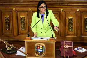 委國代理總統稱馬杜羅仍是合法總統 特朗普回應