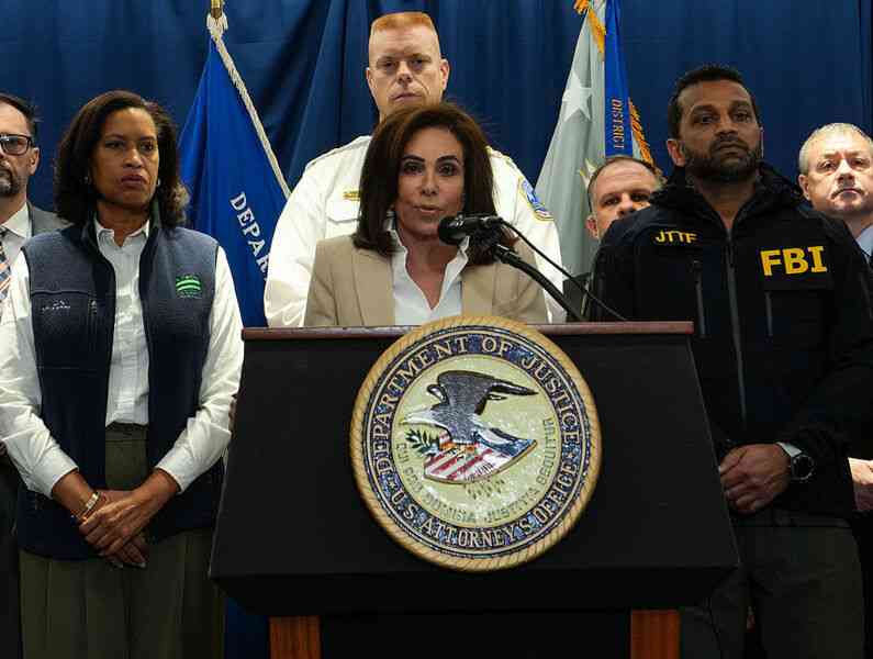 華府槍擊案 控方公布疑犯照片和受害人訊息