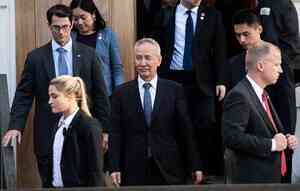 劉鶴團隊赴美談判為何乘商用飛機