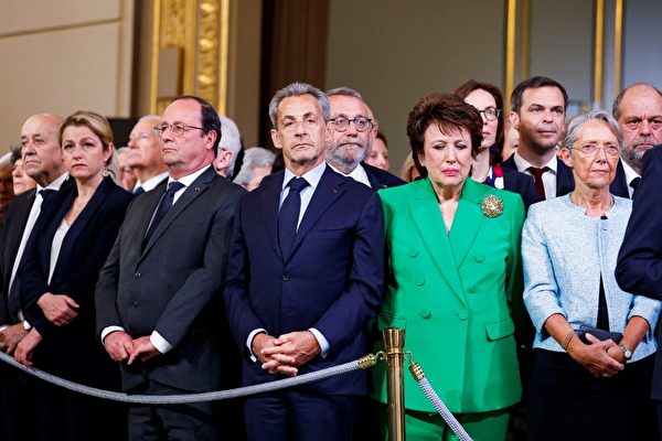 法國前總統奧朗德和薩爾科齊等人參加了馬克龍的就職儀式。（GONZALO FUENTES / POOL / AFP）
