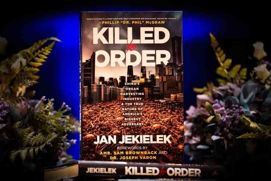 《按需殺戮》作者榮獲法國雜誌最佳作家獎