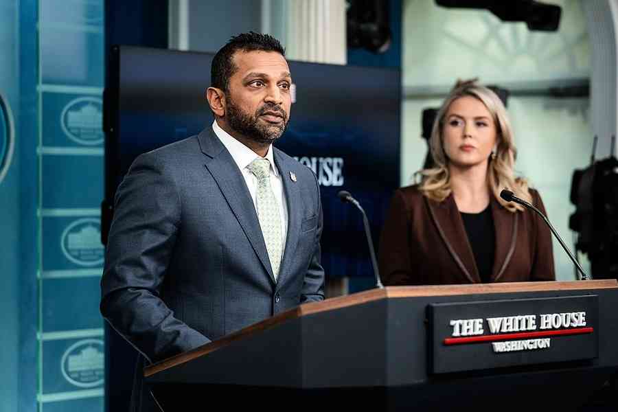 FBI局長：中方承諾停止生產芬太尼前體