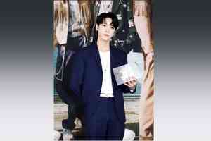 NCT道英兌現歌曲奪冠捐1億韓圜 行善受母親影響