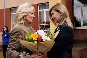 俄烏局勢｜戰火中的母親節 美國第一夫人突訪烏克蘭