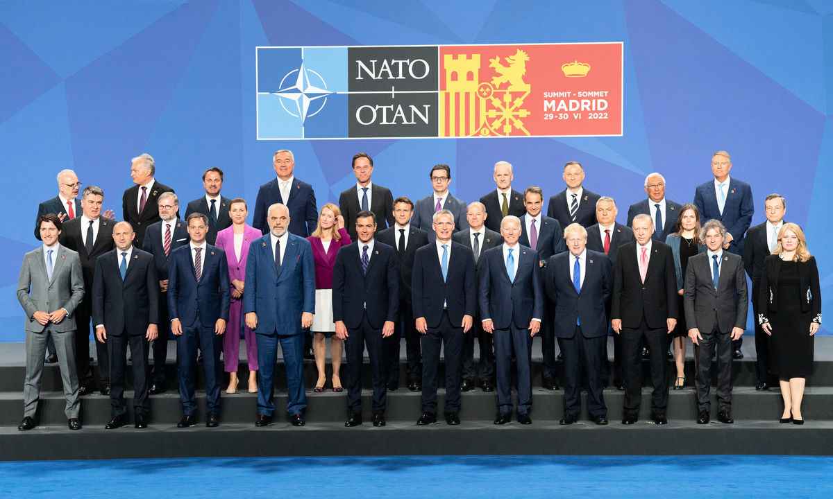 圖為2022年6月29日，北約成員國領導人在西班牙首都馬德里舉行為期兩天的會晤。（Stefan Rousseau-WPA Pool/Getty Images）