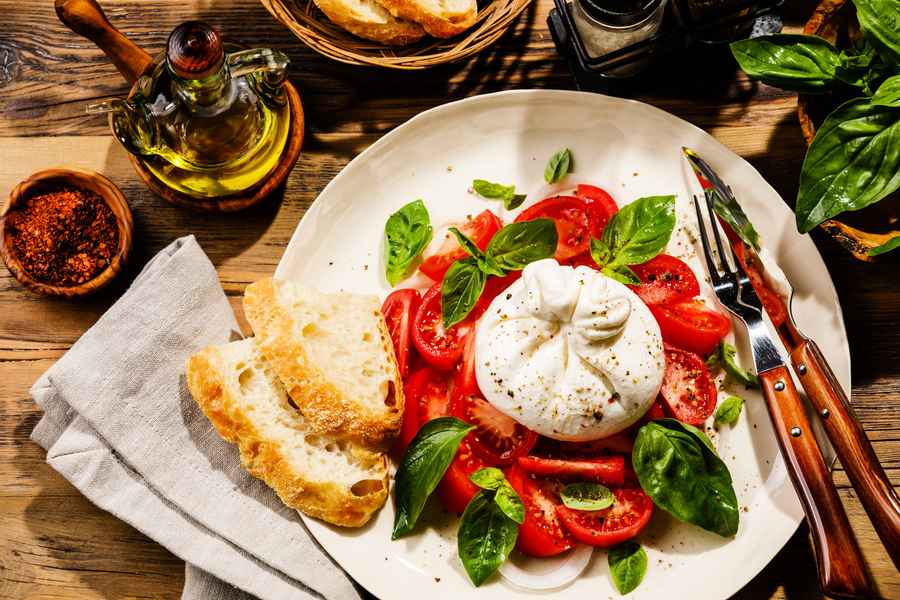 美食DIY｜意大利Burrata 一吃就愛上的Mozzarella Cheese