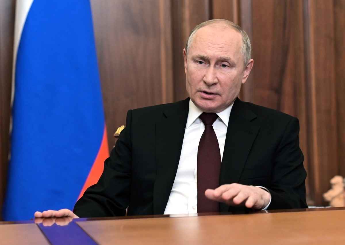 2022年2月21日，俄羅斯總統弗拉基米爾·普京在莫斯科克里姆林宮向全國發表講話。俄羅斯總統普京承認了烏克蘭東部分離地區的獨立，加劇了俄羅斯與西方的緊張關係。（Alexei Nikolsky/Sputnik/Kremlin Pool Photo via AP/加通社）