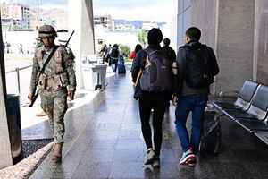 秘魯騷亂持續 300遊客被困馬丘比丘古城