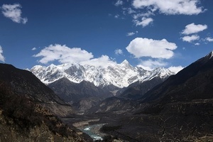 大陸男子隱居西藏峽谷六年 遭遣返回原籍