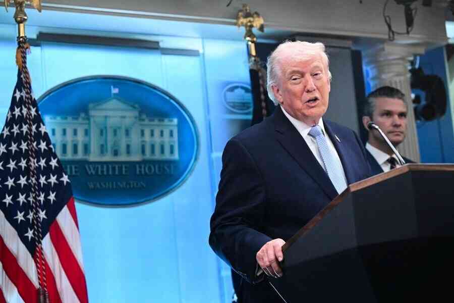 特朗普宣布美國同意休戰兩周 以換取伊朗開放霍爾木茲海峽