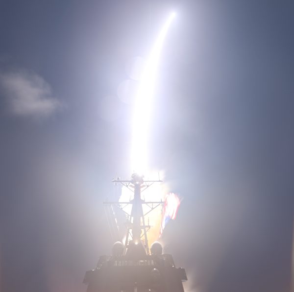 11月16日，美軍驅逐艦約翰·芬恩號（DDG-113）在夏威夷東北大洋地區發射了一枚標準三型（Missile-3 IIA）導彈，在測試中成功擊落了彈道導彈目標。（美國印太司令部）