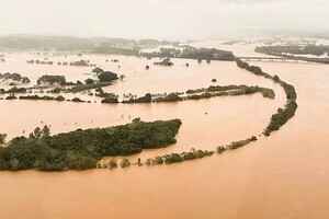 兩天下4個月雨量 澳洲東部洪水成災2死3失蹤 近5萬人受困(多圖)