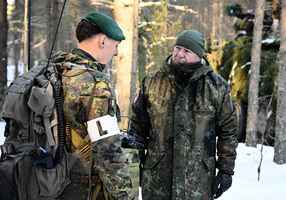 德國防長訪問駐守立陶宛的德軍部隊（多圖）