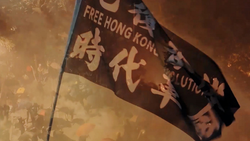 紀錄片《時代革命》記錄香港反送中示威者的想法與第一線抗爭真實畫面。（中央社）
