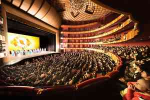 紐約連三場爆滿 精英讚神韻觸動人心