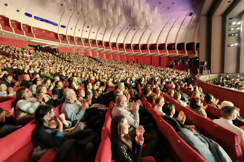 神韻啟發對神的敬仰 意大利精英感恩