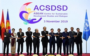 東盟峰會泰國登場 聚焦南海問題和RCEP