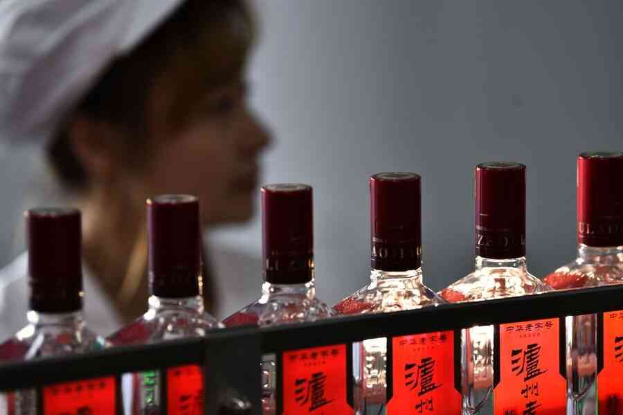 白酒行業進寒冬 經銷商分析茅台頻降價原因