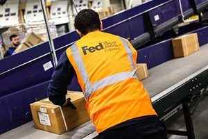 需求疲弱 FedEx計劃在歐洲裁員多達2000人