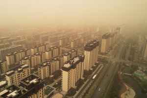 中國30餘省市氣溫驟降 多省落冰雹颳沙塵