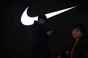 Nike中國市場連續6季度萎縮 股價暴跌