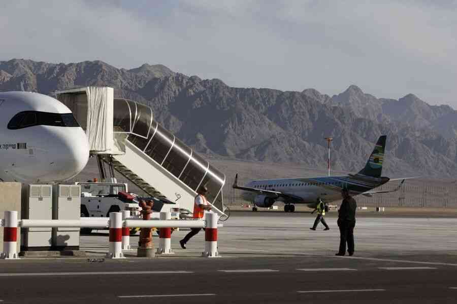 胡塞無人機擊中以色列南部機場 導致航班中斷