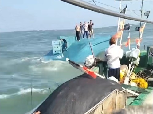 湛江一漁船在海南翻覆 5人獲救1人遇難