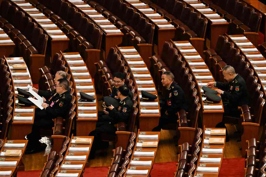 張又俠落馬 軍報文章「缺後勁」 引嘲諷