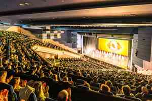 「神韻充滿東方韻味」 英國伯明翰首場爆滿