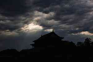 《芳華》解讀影片爆紅後被下架 中共怕甚麼