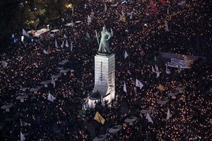 要求朴槿惠下台 首爾五十萬民眾走上街頭
