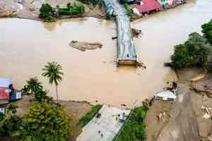 遭遇洪水山崩 印泰馬三國累計逾400人罹難