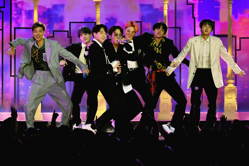防彈少年團（BTS）於2019 Billboard Music Awards（BBMA）演出資料照。（Ethan Miller/Getty Images）