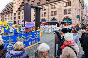 國際人權日 法輪功學員德國紐倫堡集會遊行