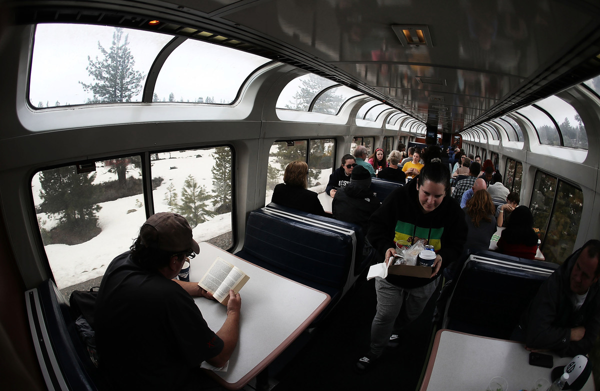一家旅行業者分析在社交媒體Instagram上最受網友喜愛的火車旅行，前十名中有五個在歐洲，其次位於北美洲及亞洲。圖為排名第五的加州和風號火車。（Joe Raedle/Getty Images）
