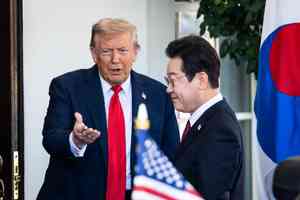 特朗普解釋為何計劃接收60萬中國留學生