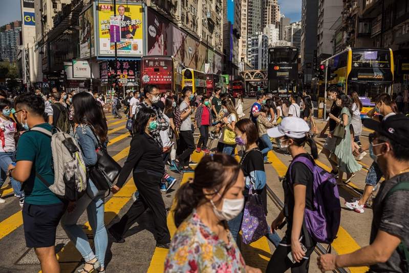 組圖：疫情下香港黃金周 民眾發起「和你唱」
