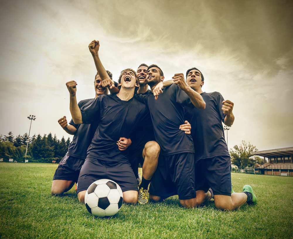 研究者認為，體育運動可以在精神、身體和社交方面起到促進作用，幫助許多15歲至24歲的男性擺脫最大的死亡原因之一：自殺。（Shutterstock）