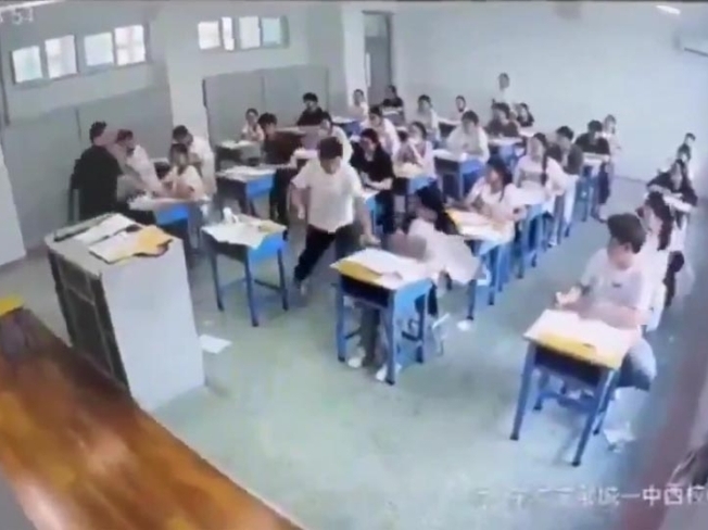 網傳山東高考生考場暴走 撕自己及別人試卷