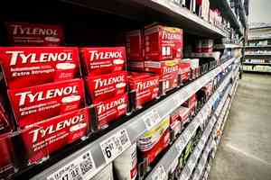 特朗普提新警告:孕婦和兒童慎用泰諾止痛藥