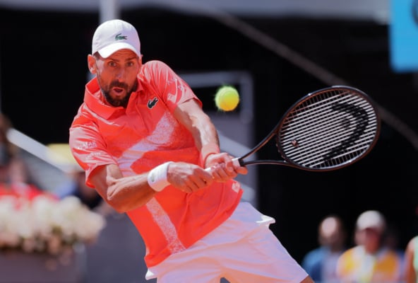 下周即將度過自己的38歲生日的網球傳奇——塞爾維亞球王祖高域(Novak Djokovic)目前正面臨著人生重大選擇,「退役」似乎已成為他一個無法迴避的問題。(THOMAS COEX/AFP via Getty Images)