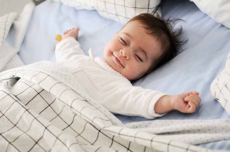 明明晚上睡覺時間到了 為甚麼嬰幼兒總不睡？
