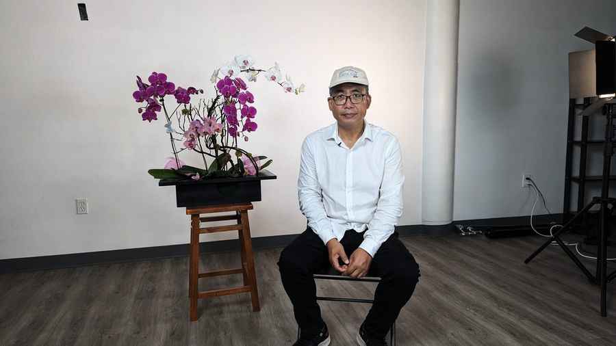 偷渡赴美大陸教師：學校是中共洗腦基地  