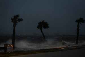熱帶風暴增強為颶風 84年來首次襲擊加州