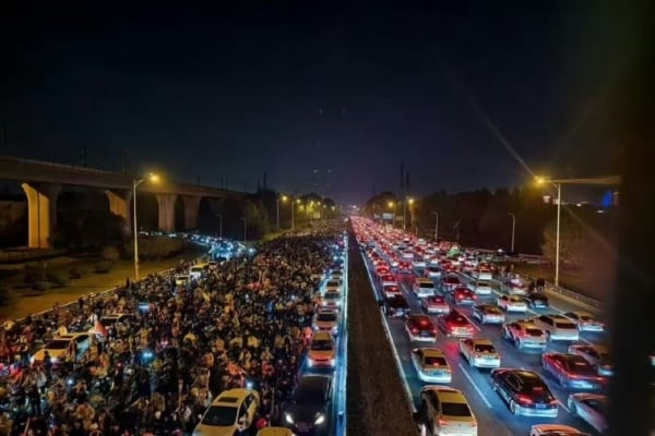 【經商道】大學生騎車夜行 中共當局恐慌的背後