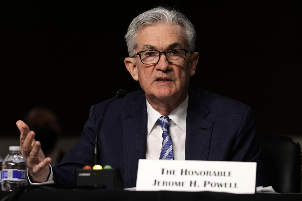 美國聯準會（Fed）主席鮑威爾（Jerome Powell）在2021年11月30日表示，有意加速縮減購債計劃。（Alex Wong/Getty Images）