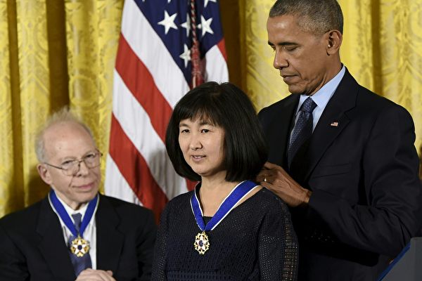 獲自由勳章華裔女 奧巴馬兩次在白宮為其授勳